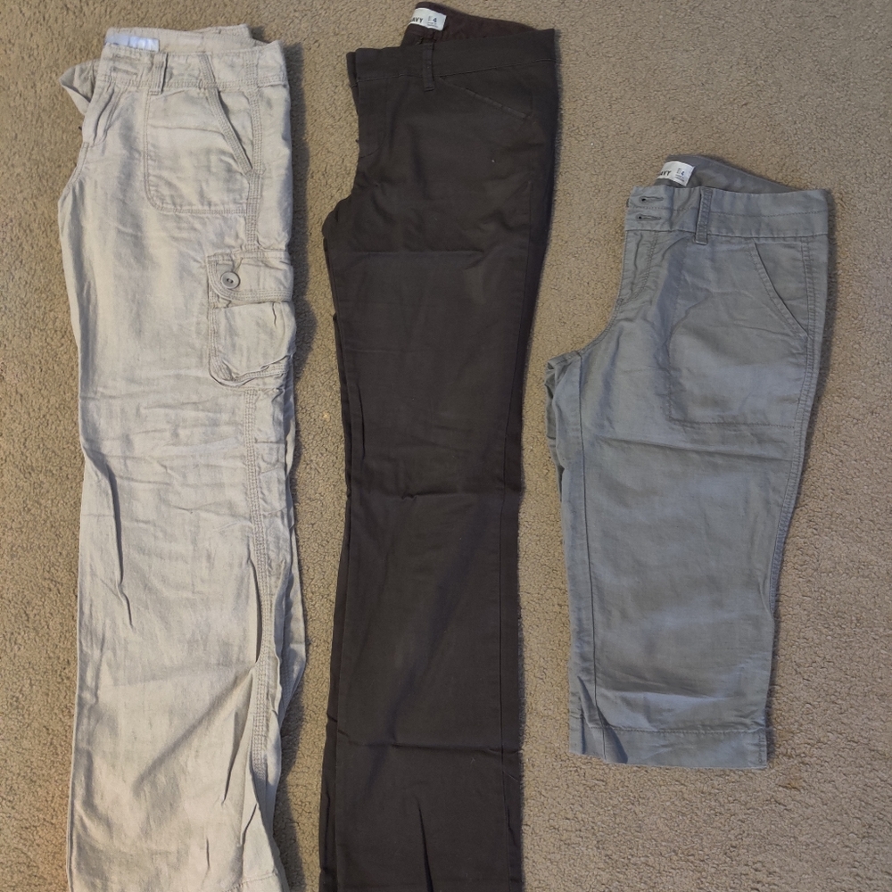 4 pairs of old Navy pants sz 4